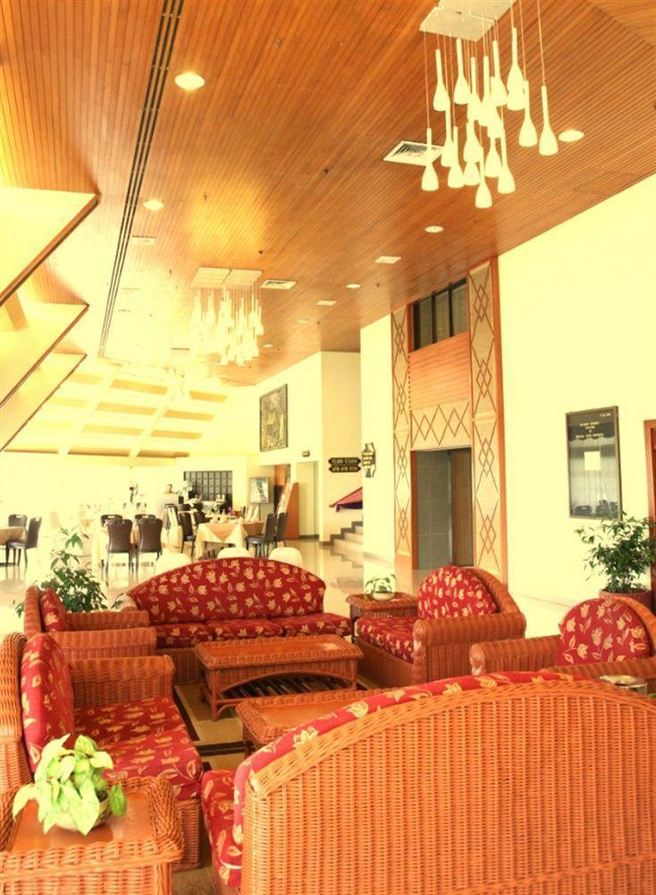Oyo 89693 Perkasa Hotel Keningau Near Hospital Keningau Eksteriør bilde