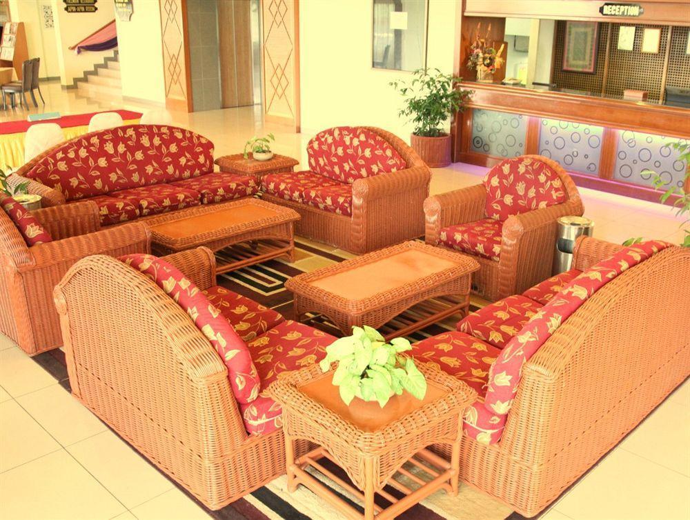 Oyo 89693 Perkasa Hotel Keningau Near Hospital Keningau Eksteriør bilde