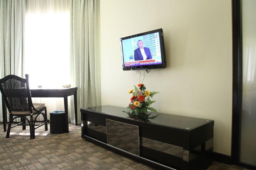 Oyo 89693 Perkasa Hotel Keningau Near Hospital Keningau Eksteriør bilde