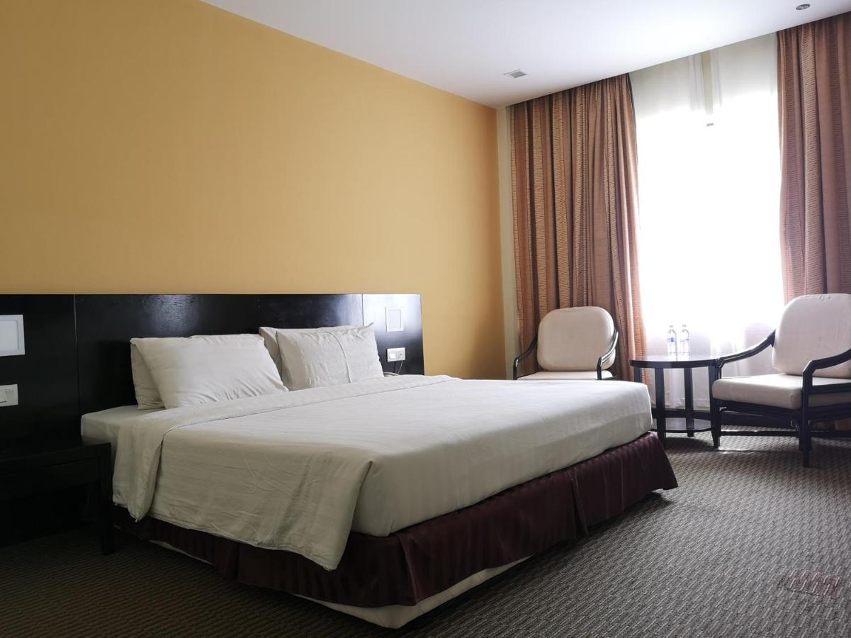 Oyo 89693 Perkasa Hotel Keningau Near Hospital Keningau Eksteriør bilde