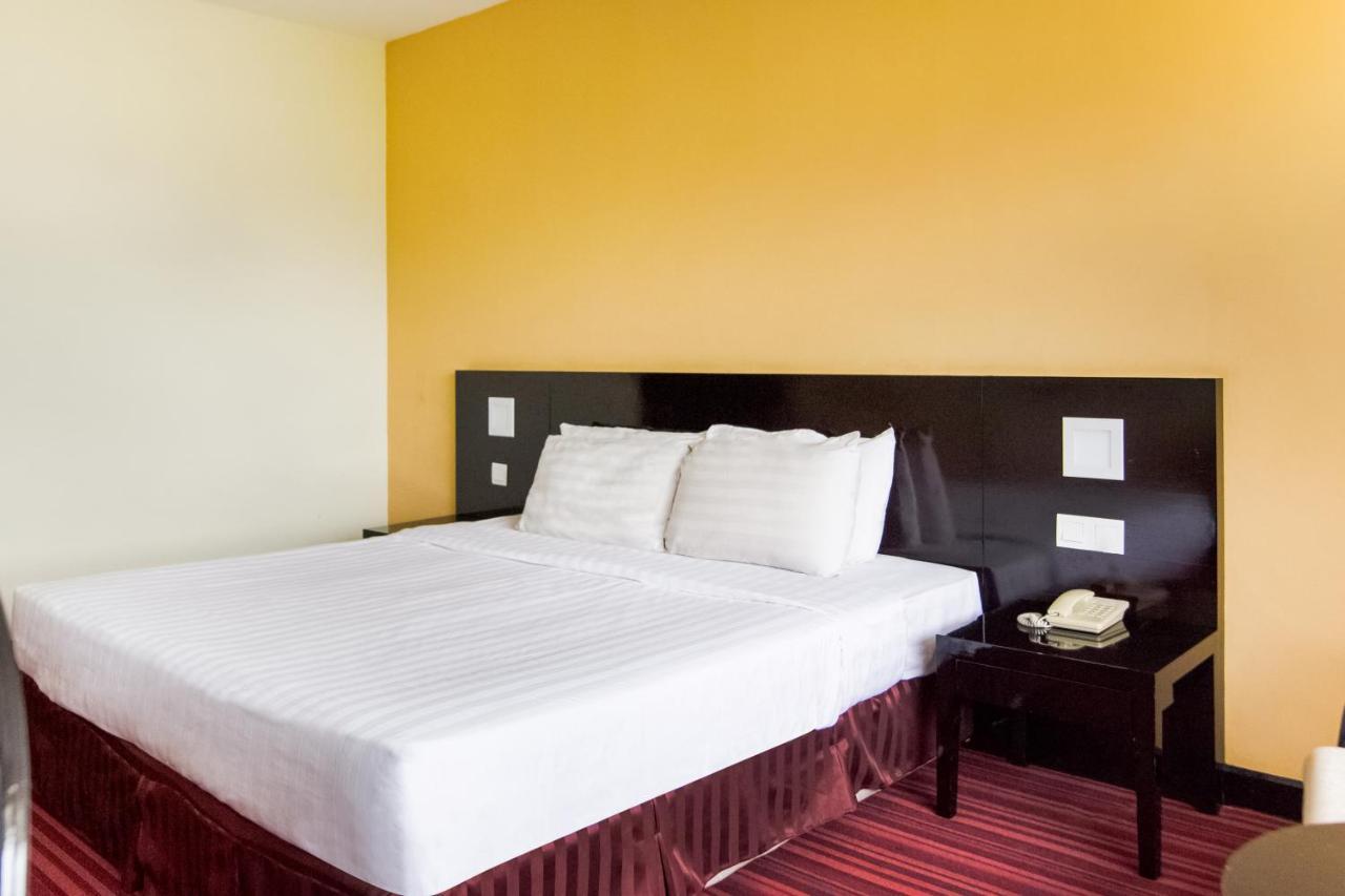 Oyo 89693 Perkasa Hotel Keningau Near Hospital Keningau Eksteriør bilde