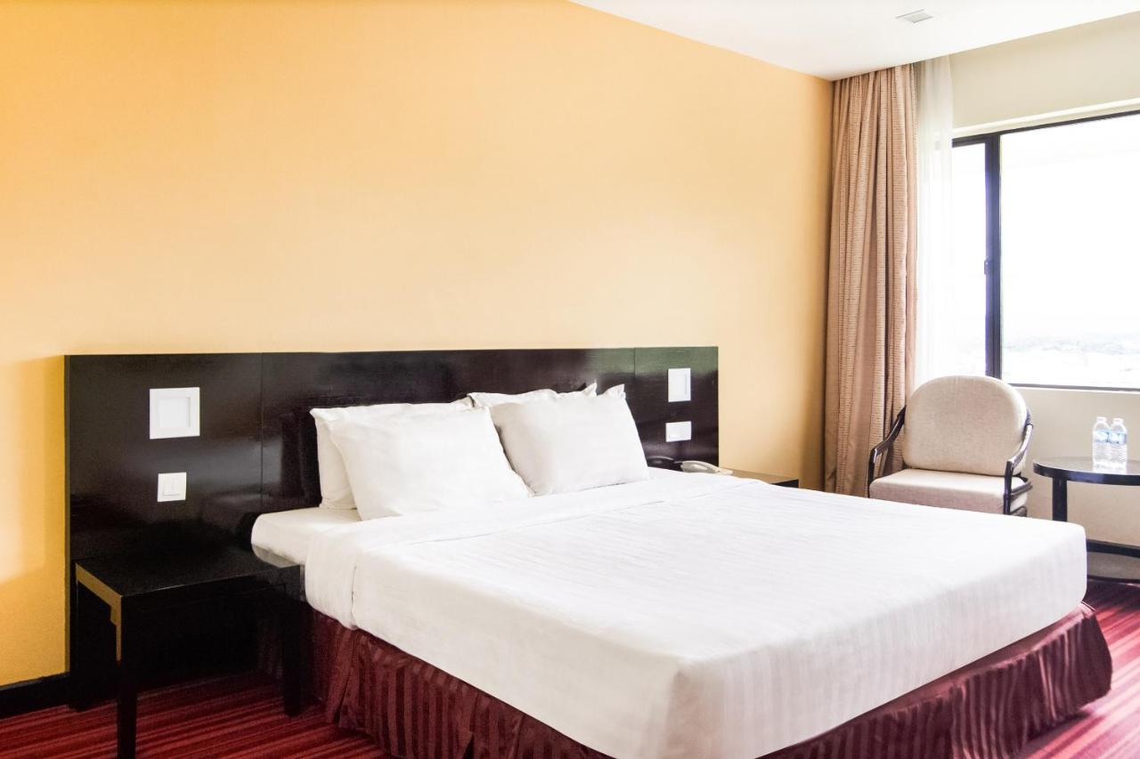 Oyo 89693 Perkasa Hotel Keningau Near Hospital Keningau Eksteriør bilde